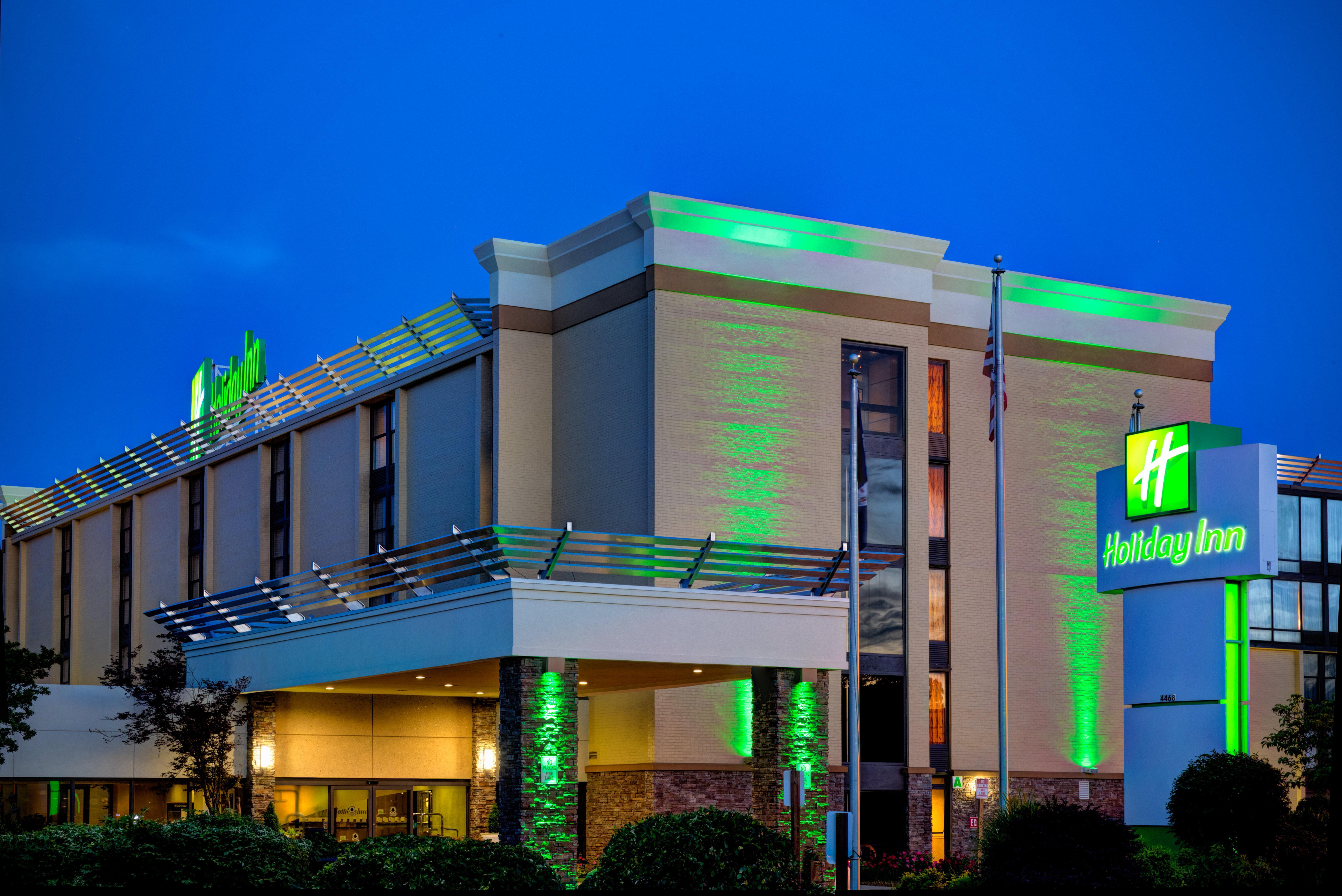 Holiday Inn Roanoke - Tanglewood Route 419 & I 581, An Ihg Hotel מראה חיצוני תמונה