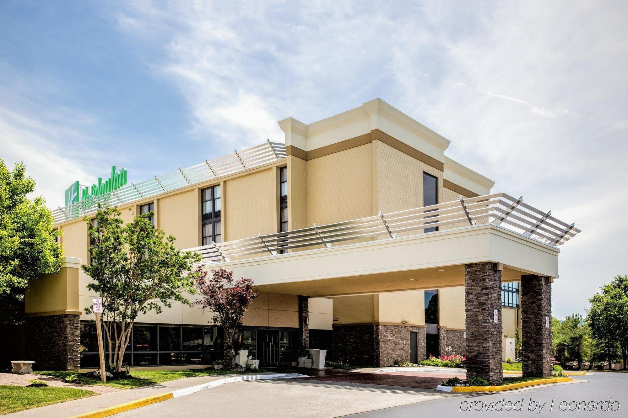 Holiday Inn Roanoke - Tanglewood Route 419 & I 581, An Ihg Hotel מראה חיצוני תמונה