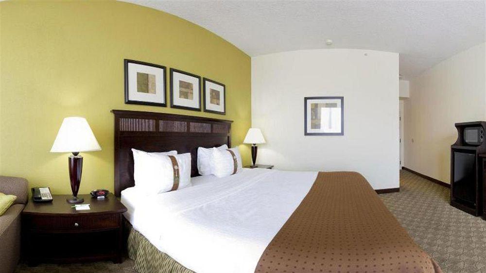 Holiday Inn Roanoke - Tanglewood Route 419 & I 581, An Ihg Hotel מראה חיצוני תמונה